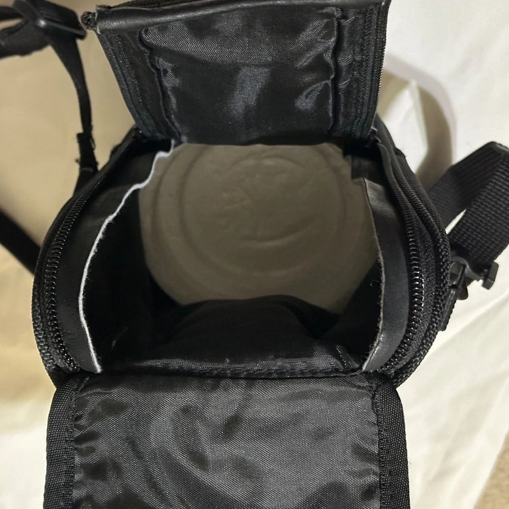 Nikon CL M1 Ballistic Nylon Lens Case